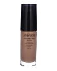 Shiseido Synchro Skin Glow Luminizing Face Foundation SPF20 Neutral 4